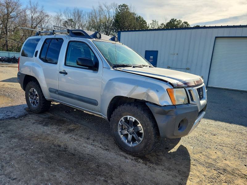 2015 NISSAN XTERRA