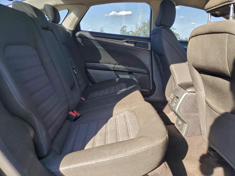 Фото 10 - FORD FUSION