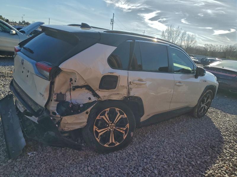 Фото 3 - TOYOTA RAV4
