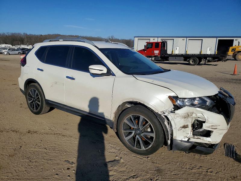 Фото 4 - NISSAN ROGUE