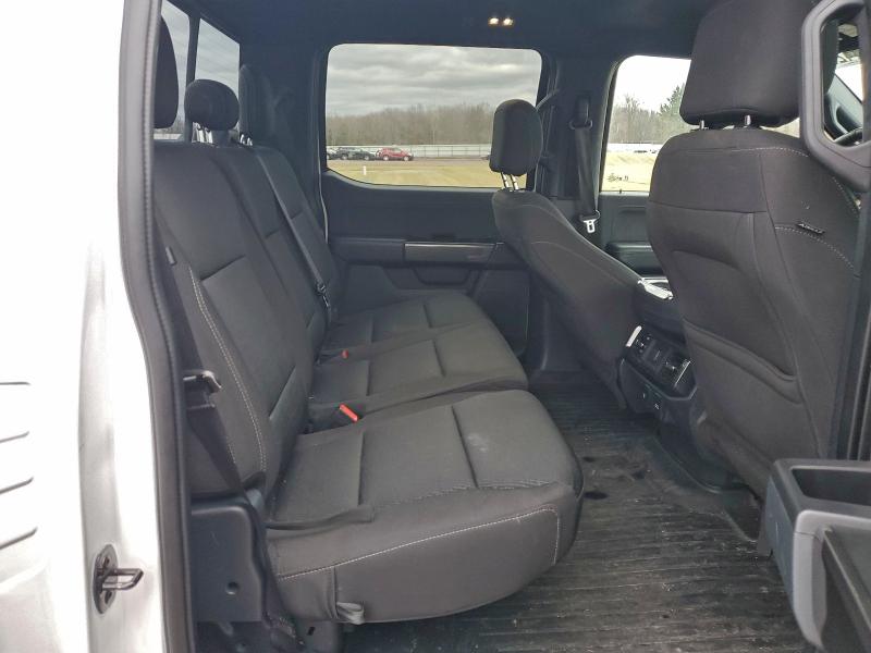 Фото 10 - FORD F-150