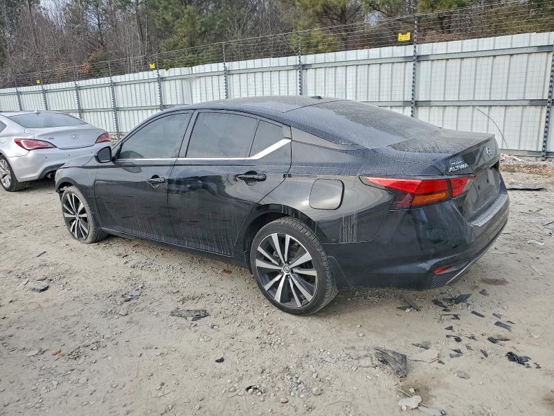 Фото 2 - NISSAN ALTIMA