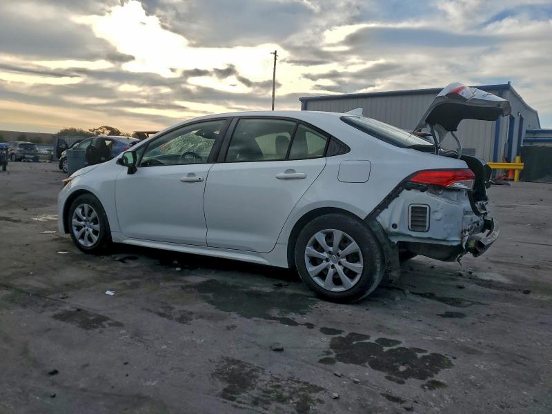 Фото 2 - TOYOTA COROLLA