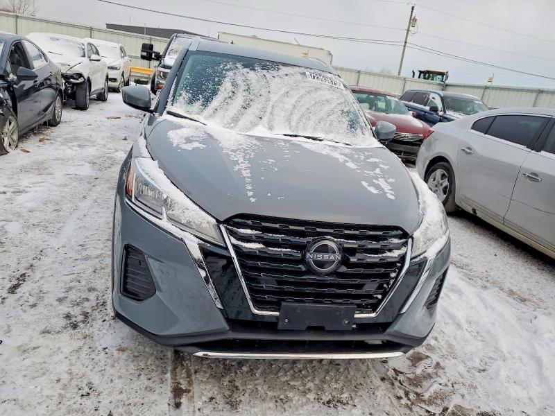 Фото 5 - NISSAN KICKS