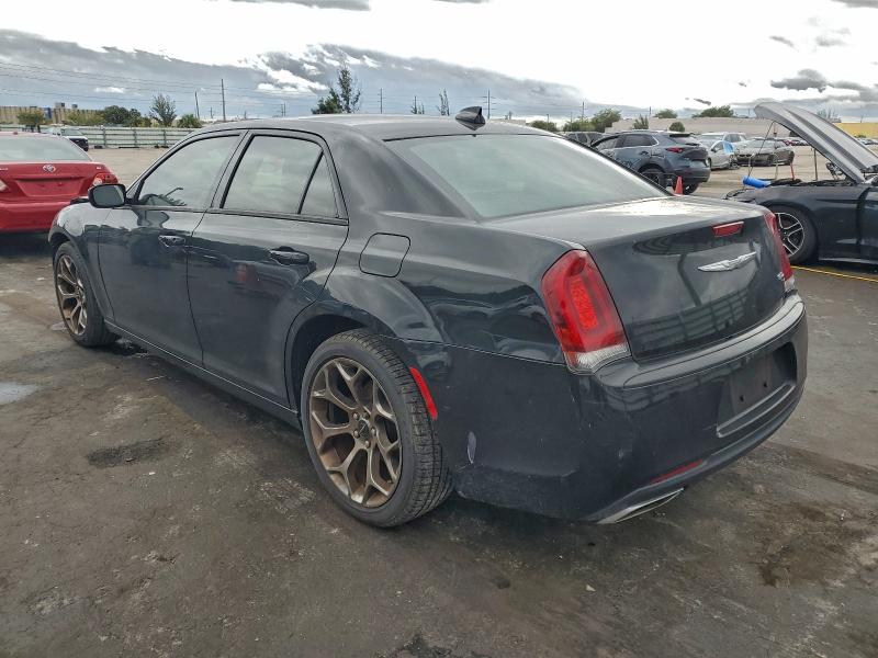 Фото 2 - CHRYSLER 300
