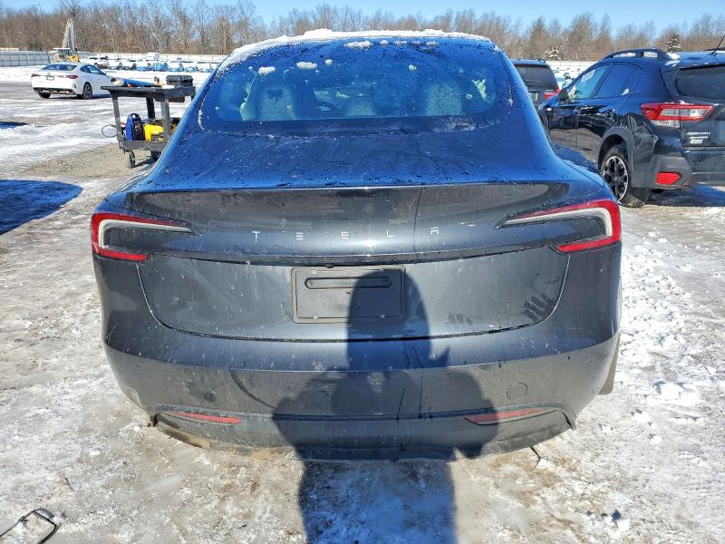 Фото 6 - TESLA MODEL 3