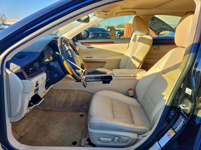 Фото 7 - LEXUS ES350