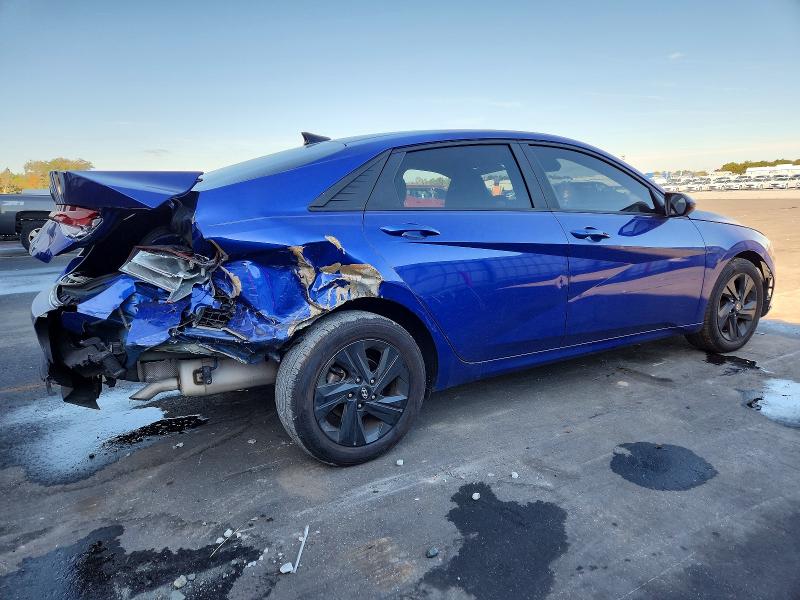 Фото 3 - HYUNDAI ELANTRA