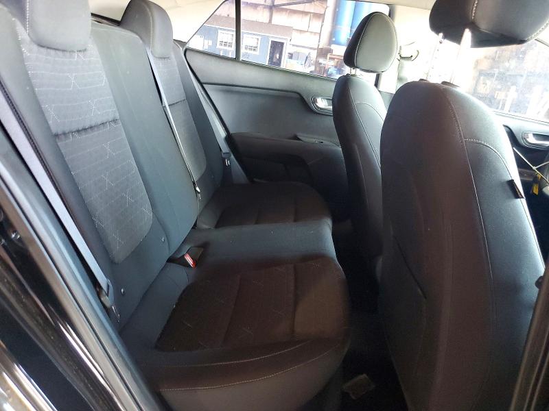 Фото 10 - KIA RIO