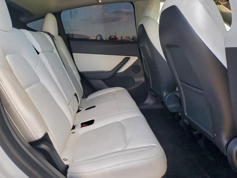 Фото 10 - TESLA MODEL Y