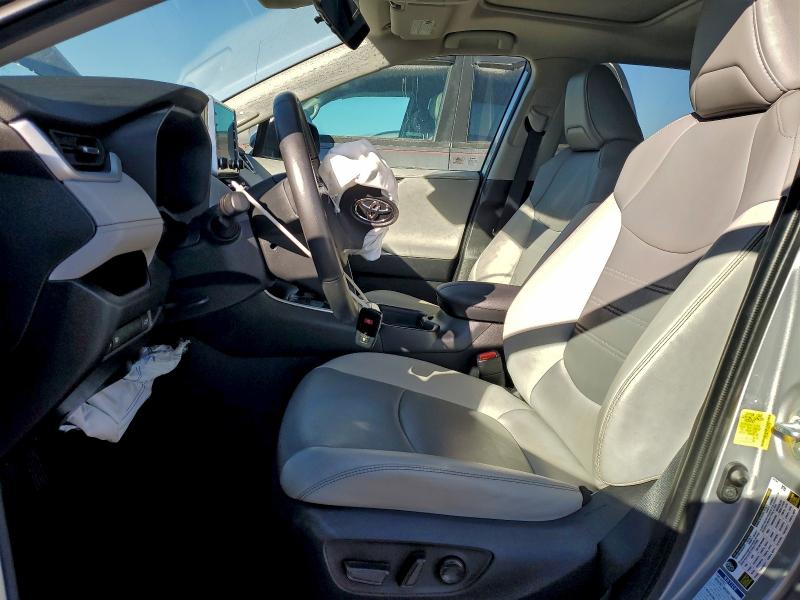 Фото 7 - TOYOTA RAV4