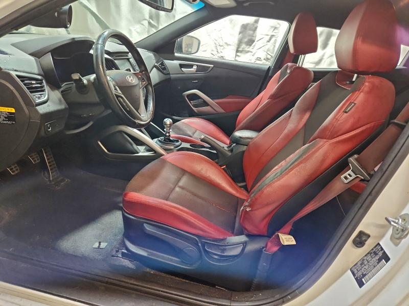 Фото 7 - HYUNDAI VELOSTER