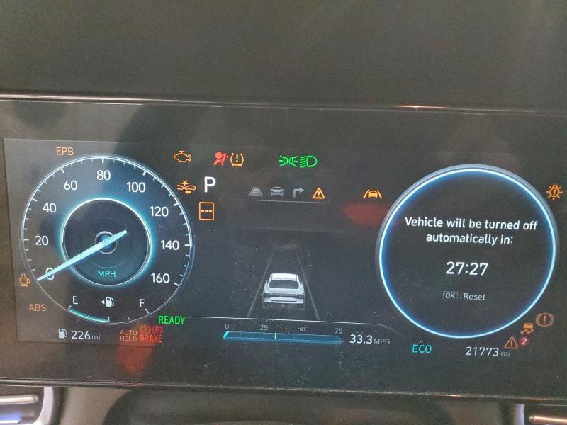 Фото 9 - HYUNDAI ELANTRA