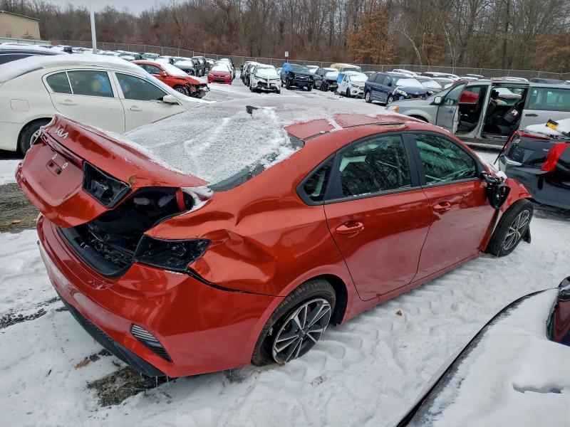 Фото 3 - KIA FORTE