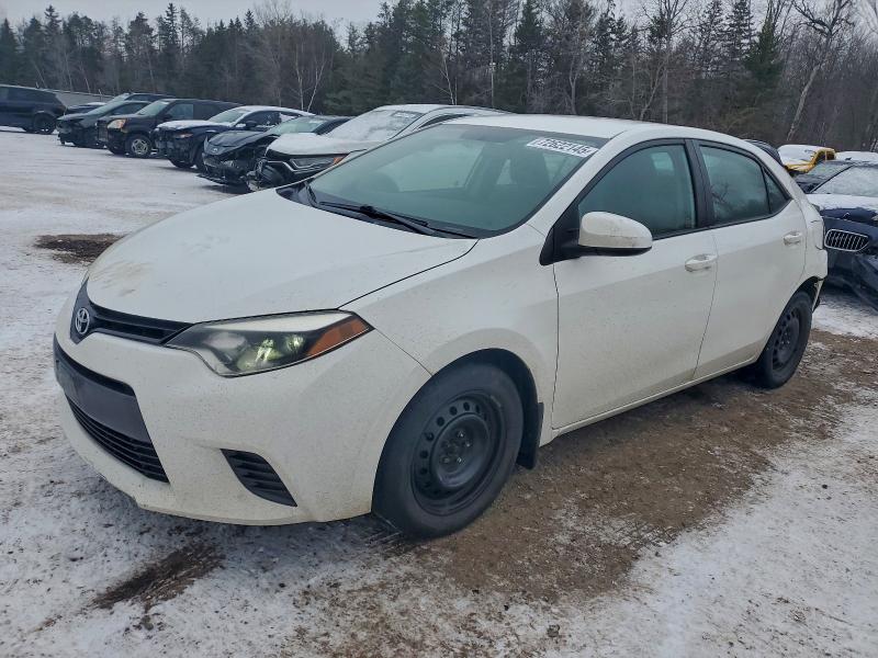 2015 TOYOTA COROLLA
