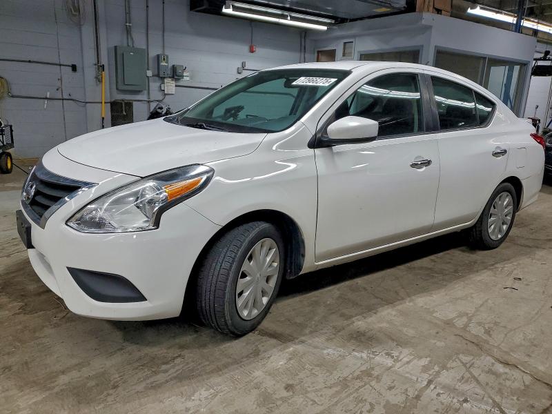 Фото 1 - NISSAN VERSA