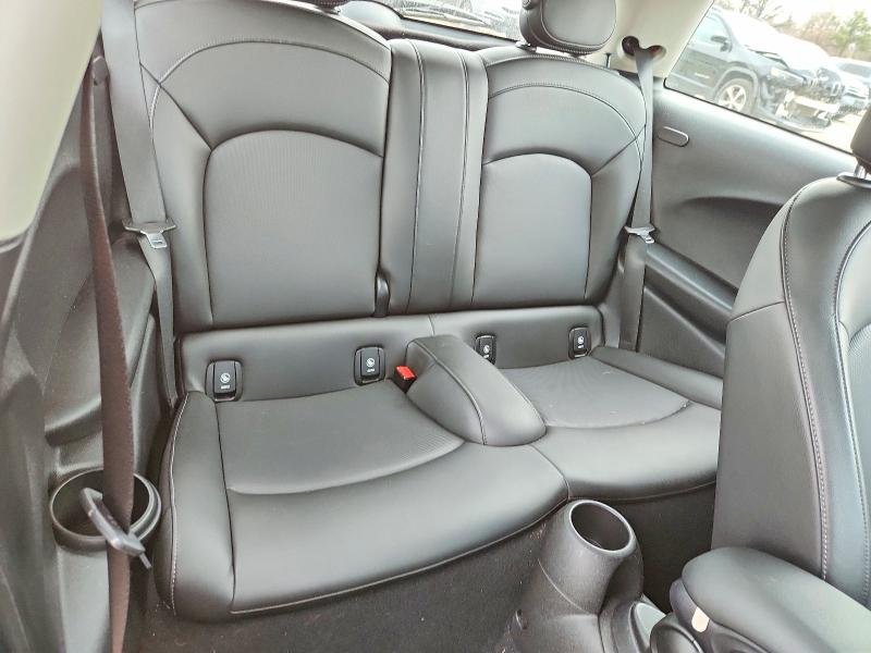 Фото 10 - MINI COOPER