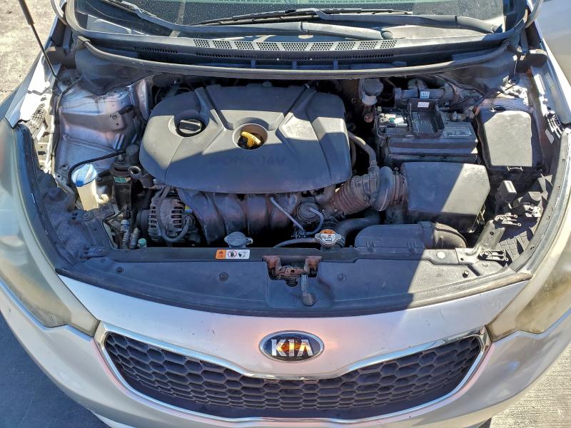 Фото 11 - KIA FORTE