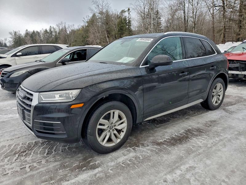 Фото 1 - AUDI Q5