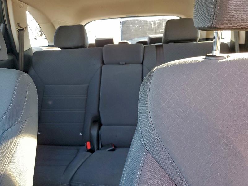 Фото 10 - KIA SORENTO