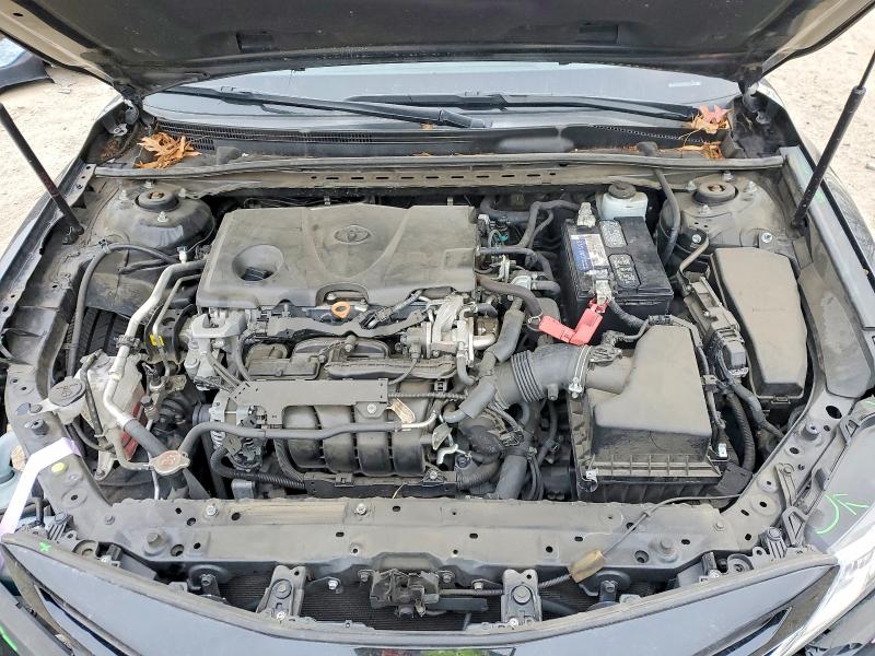 Фото 11 - TOYOTA CAMRY