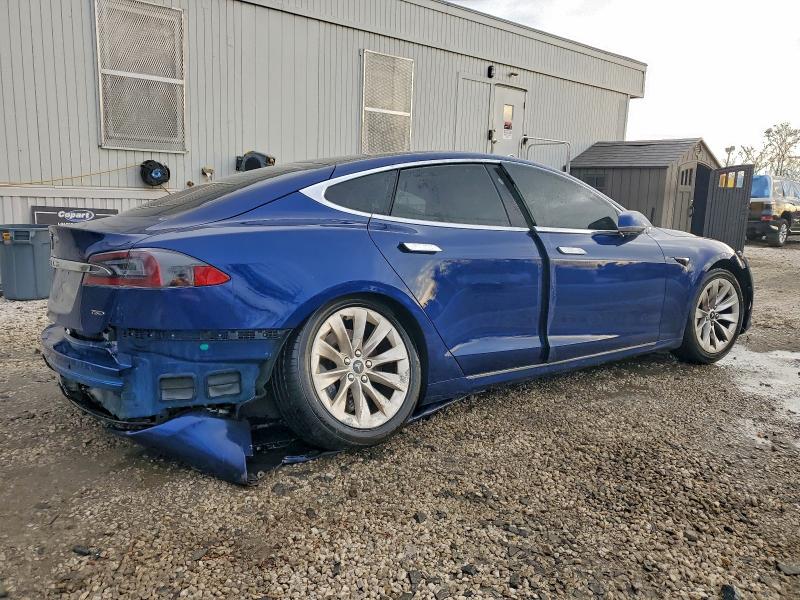 Фото 3 - TESLA MODEL S