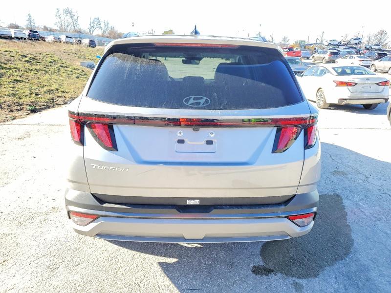 Фото 6 - HYUNDAI TUCSON