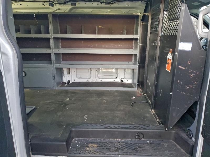 Фото 10 - FORD TRANSIT