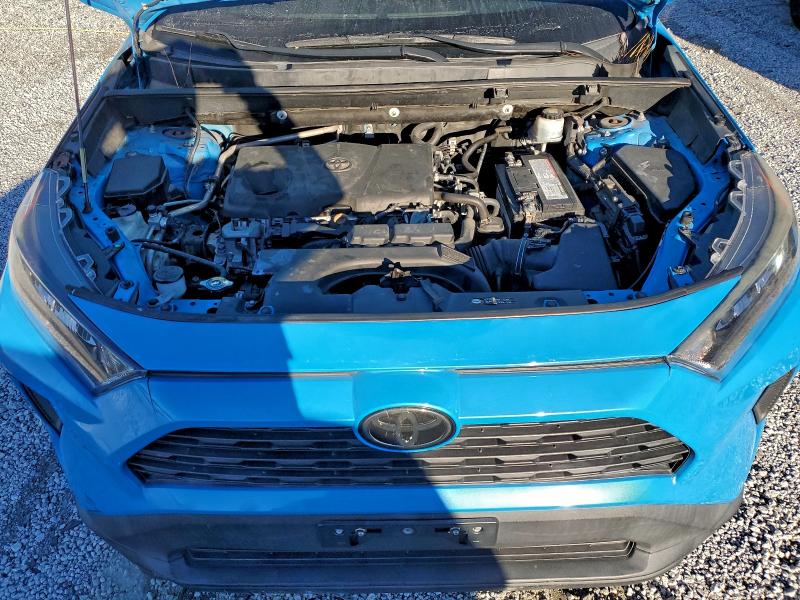 Фото 12 - TOYOTA RAV4