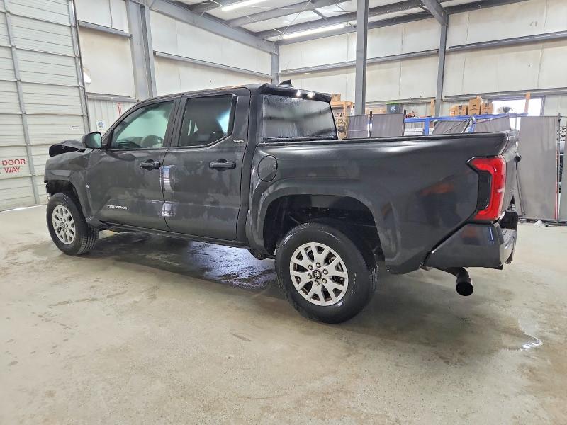 Фото 2 - TOYOTA TACOMA