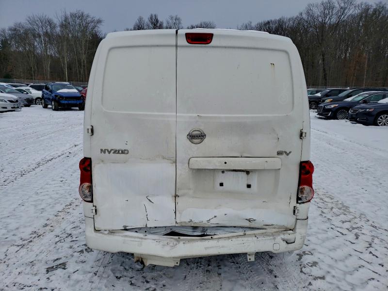 Фото 6 - NISSAN NV