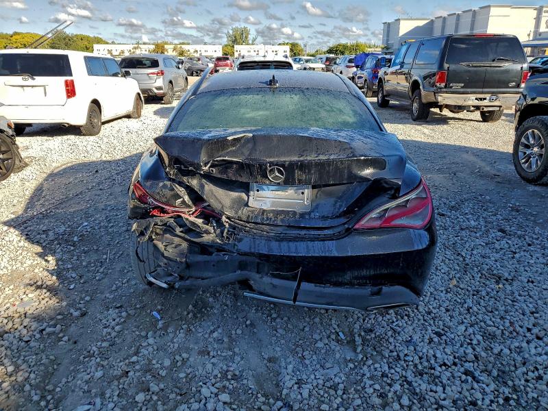 Фото 6 - MERCEDES-BENZ CLA-CLASS