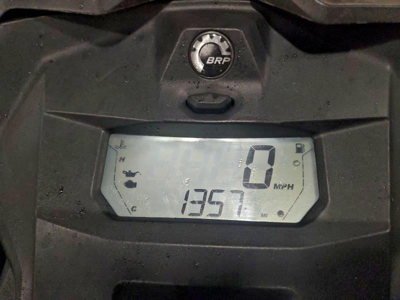 SKI-DOO SNOWMOBILE 2019