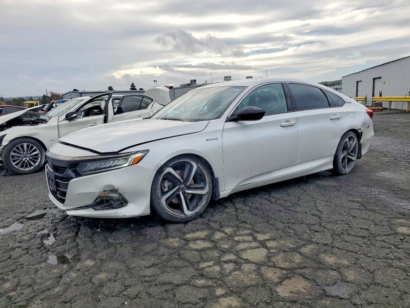 Фото 1 - HONDA ACCORD