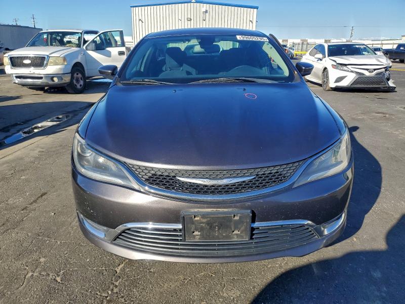 Фото 5 - CHRYSLER 200