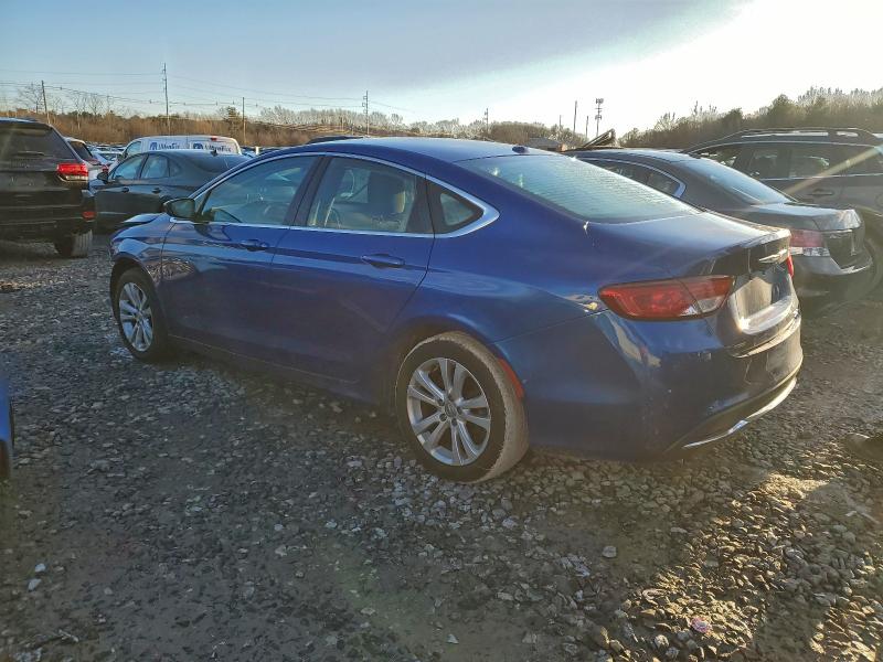 Фото 2 - CHRYSLER 200