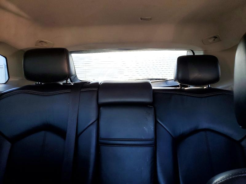 Фото 10 - CADILLAC SRX