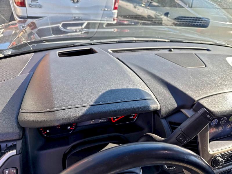 Фото 8 - GMC YUKON