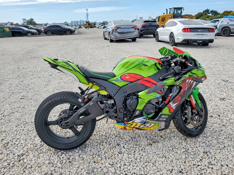 Фото 1 - KAWASAKI ZX1002 M