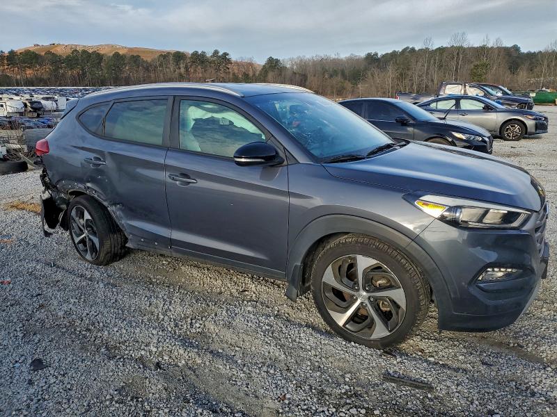 Фото 4 - HYUNDAI TUCSON