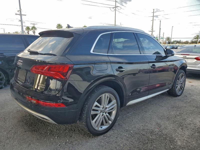 Фото 3 - AUDI Q5