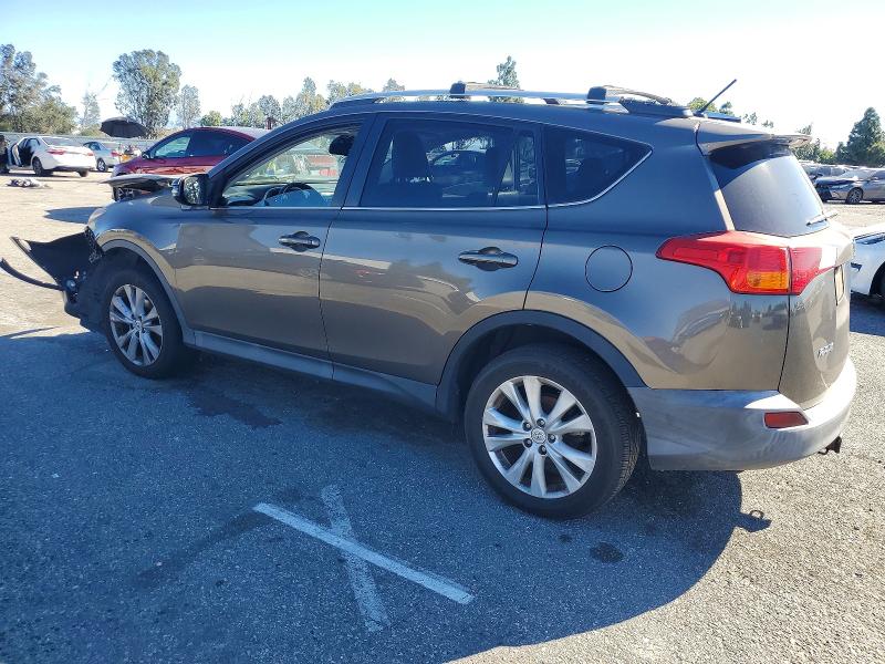 Фото 2 - TOYOTA RAV4