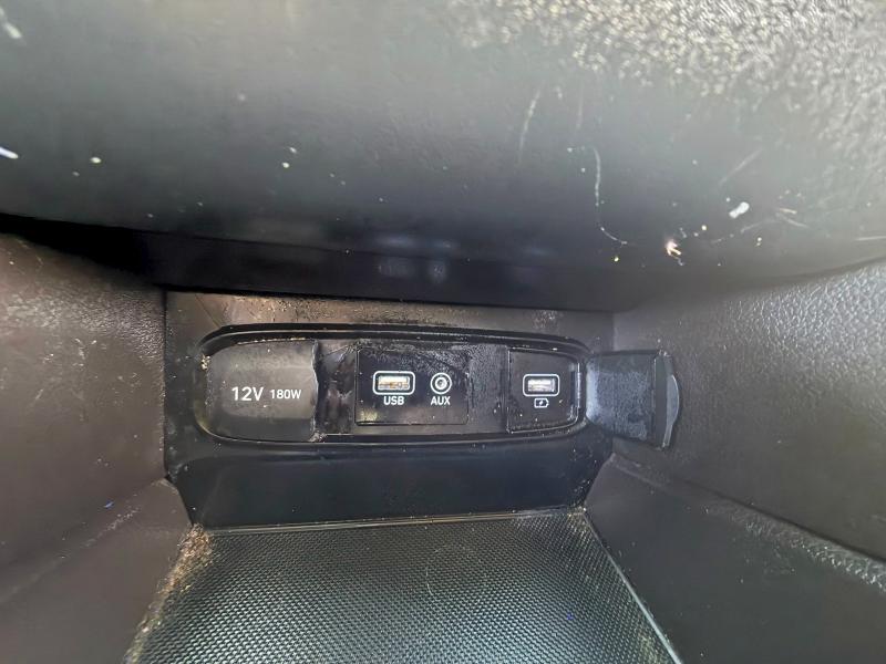 Фото 13 - HYUNDAI SANTA FE