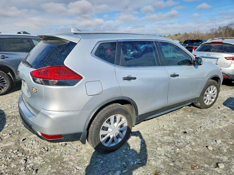 Фото 3 - NISSAN ROGUE