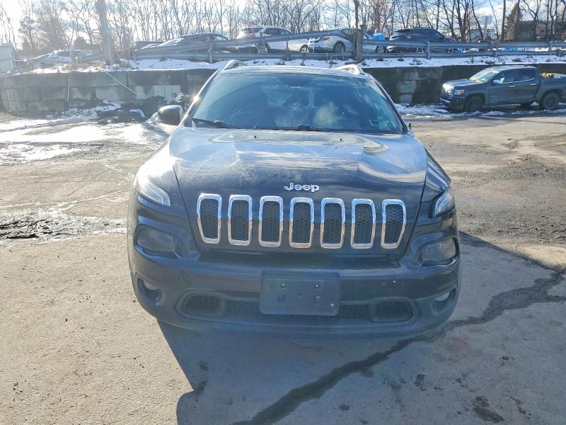 Фото 5 - JEEP GRAND CHER