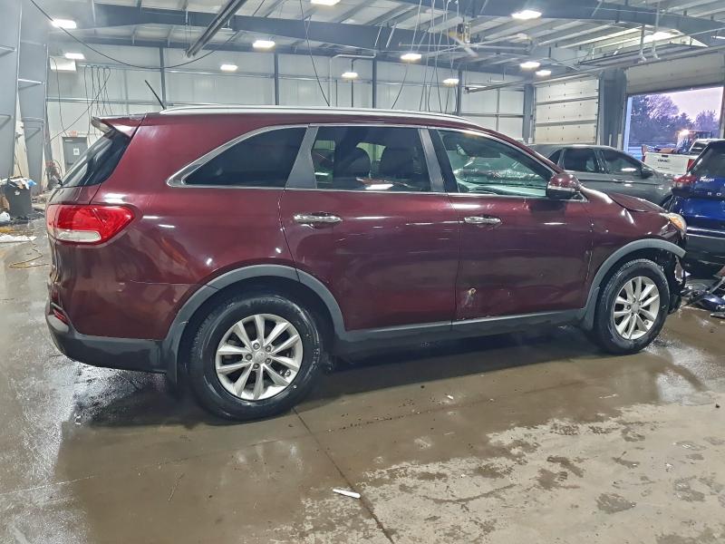 Фото 3 - KIA SORENTO