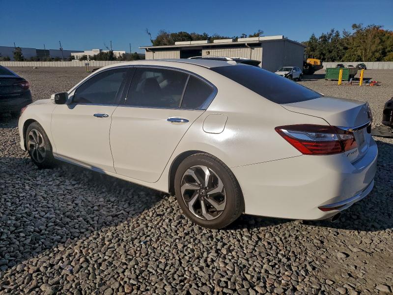 Фото 2 - HONDA ACCORD