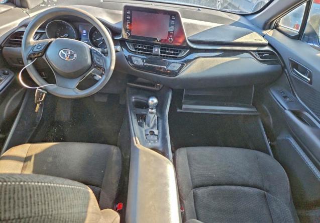 Фото 8 - TOYOTA C-HR