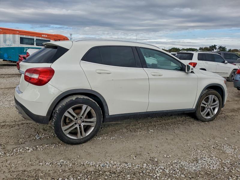 Фото 3 - MERCEDES-BENZ GLA-CLASS