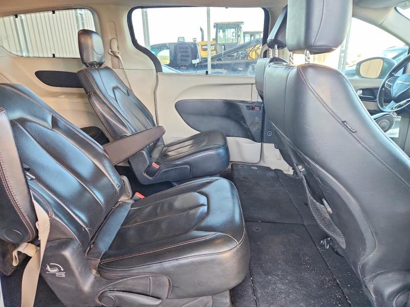 Фото 11 - CHRYSLER PACIFICA